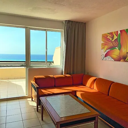 Palm Garden Apartment *