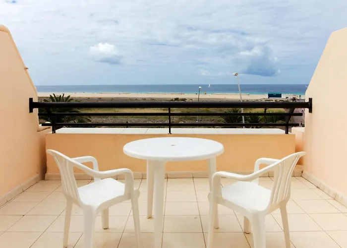 Palm Garden Apartment *